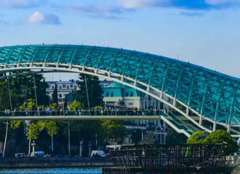 設(shè)計合理的膜結(jié)構(gòu)遮陽棚